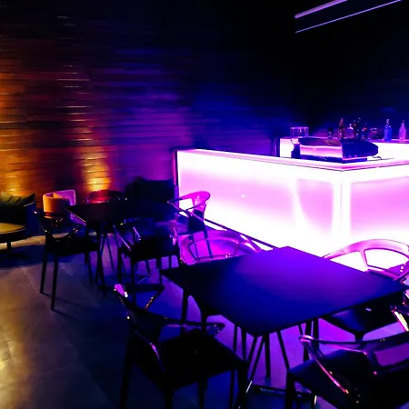 Efe Ξενοδοχείο Κουσάντασι