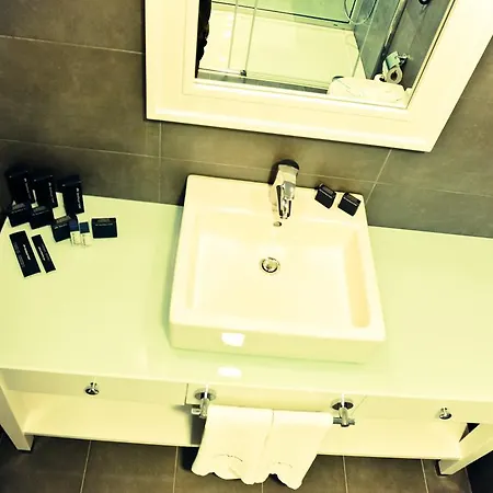 Efe Hotell 3*