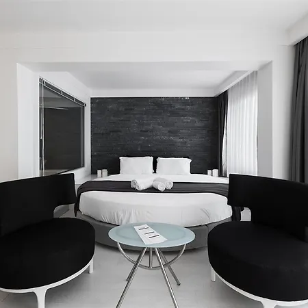 Efe Hotell 3*
